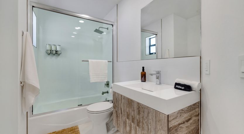 Photo of Spanish Retreat