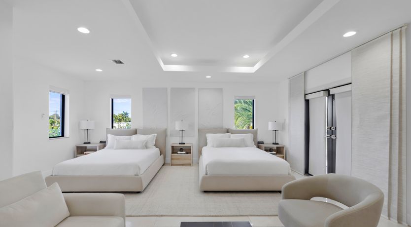 Photo of Spanish Retreat