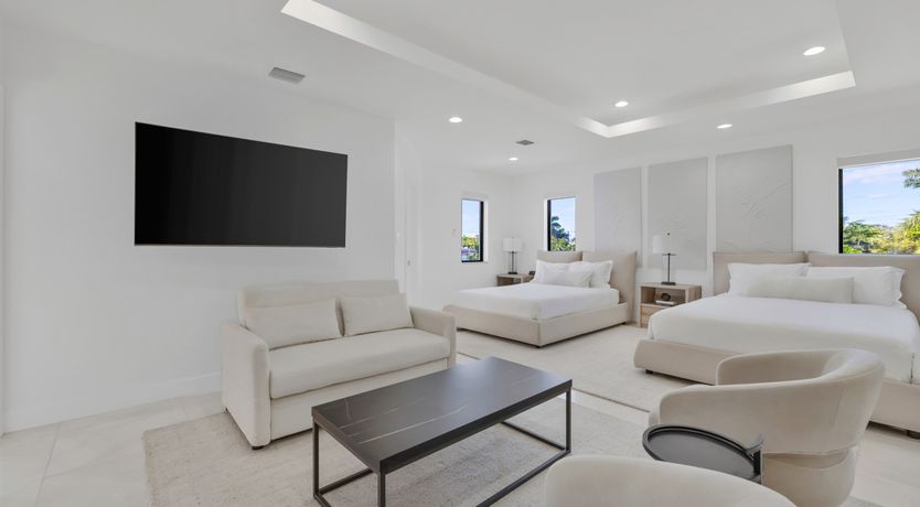 Photo of Spanish Retreat