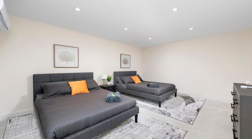 Photo of Coral Beauty