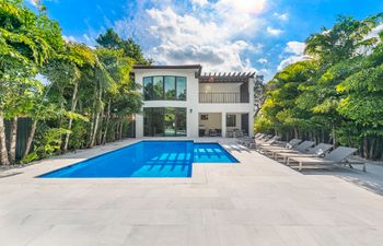 Coral Beauty Holiday Home