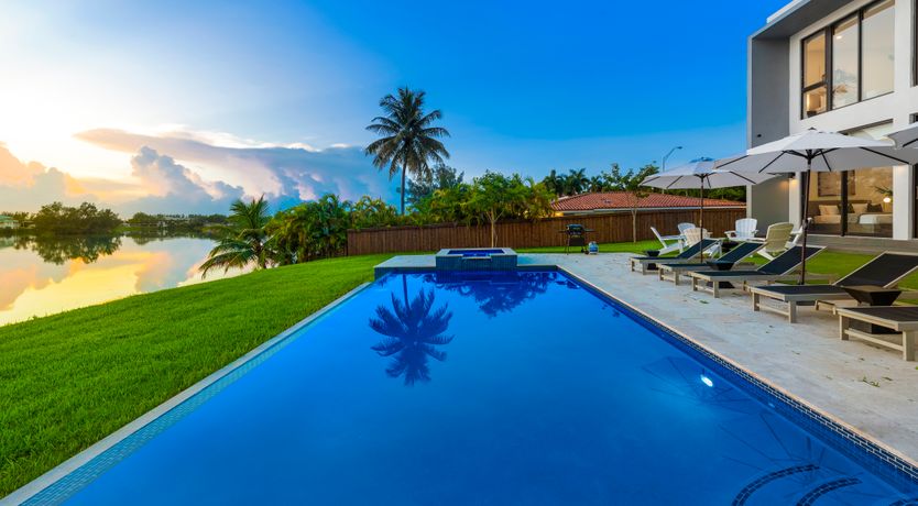 Photo of Crystal Love