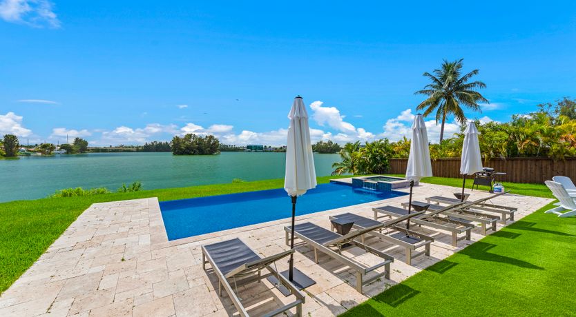 Photo of Crystal Love