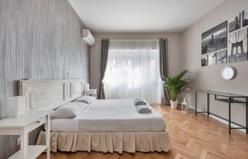 The Urban Jewel Holiday Home