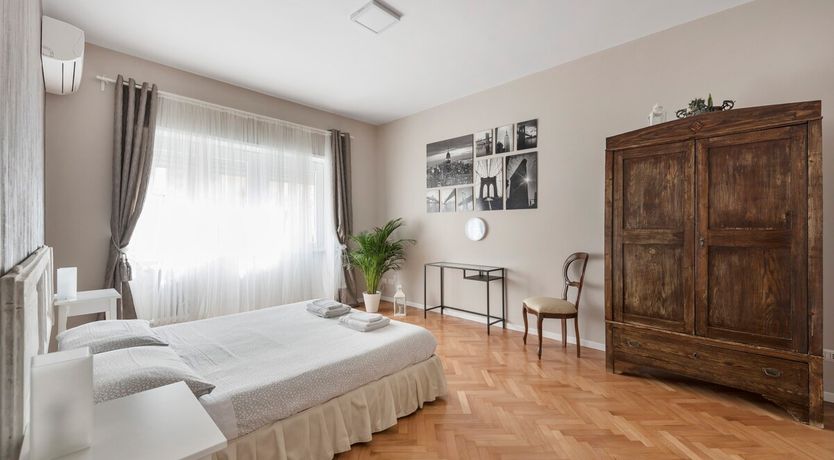 Photo of The Urban Jewel