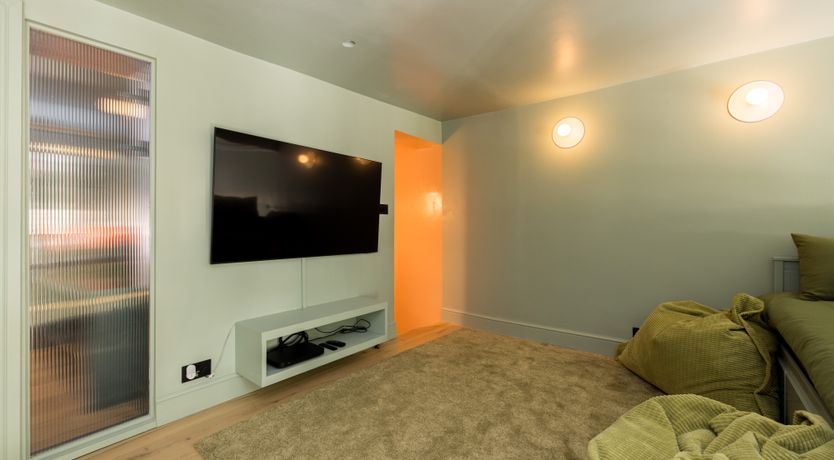 Photo of The Midnight Wonder