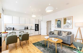 Opal & Olive Holiday Home