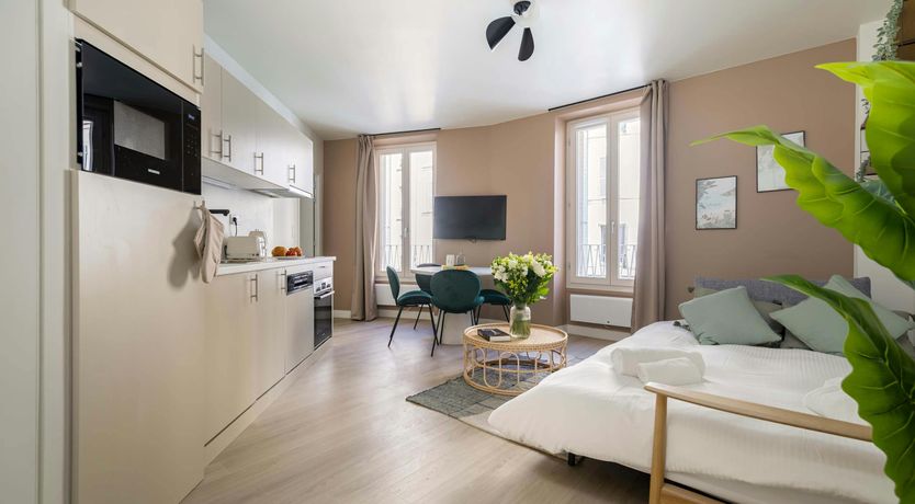 Photo of Sweet Parisian Dreams