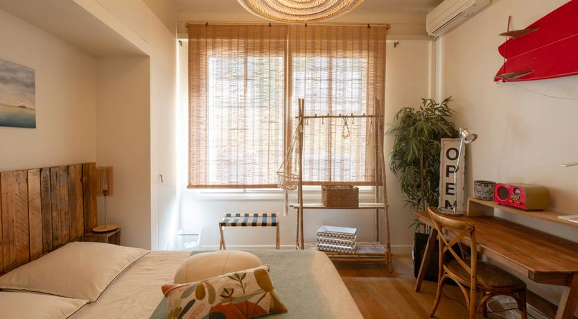 Photo of Vintage Shore