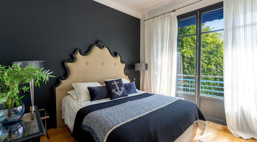 Photo of Vintage Shore