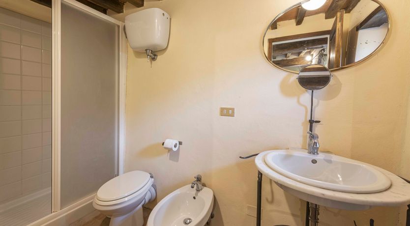 Photo of Under the Tuscan Sky