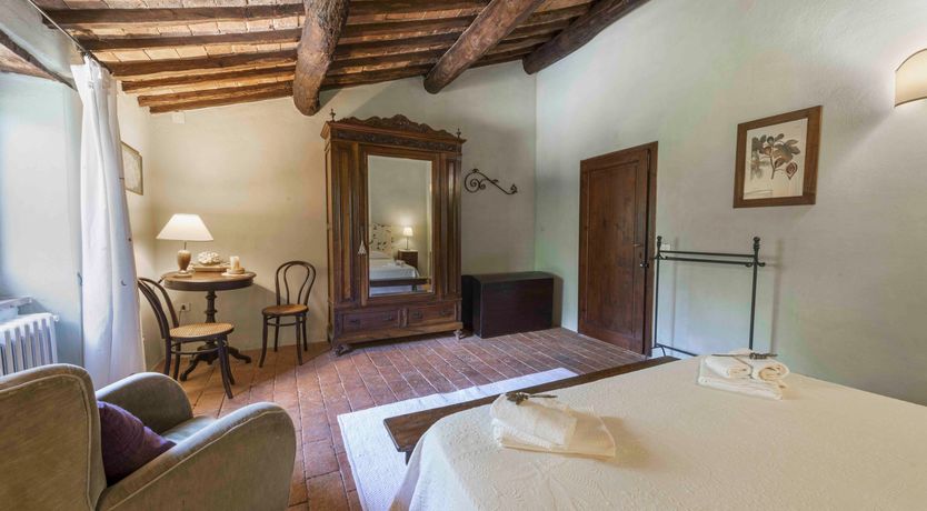 Photo of Under the Tuscan Sky