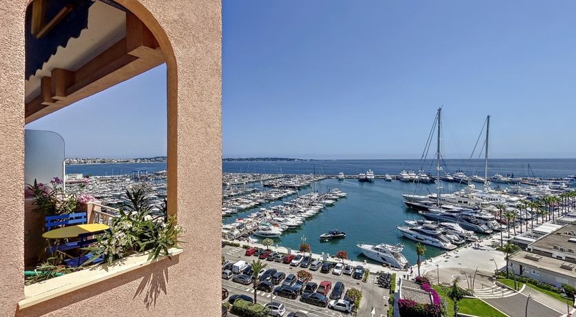 Photo of Le Grand Blanc