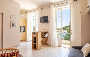 Beautiful Place Holiday Home