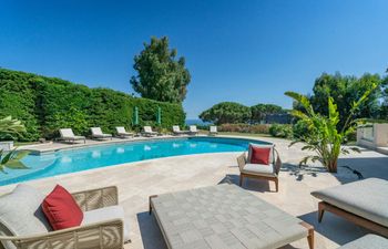 Riviera Luxury Holiday Home