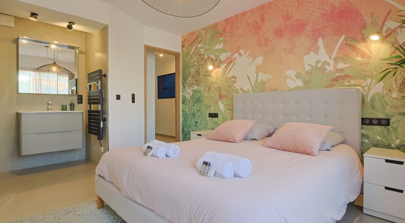 Photo of Gold Coast Avenue