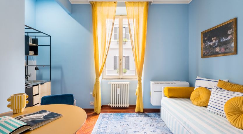 Photo of Roman Romantics