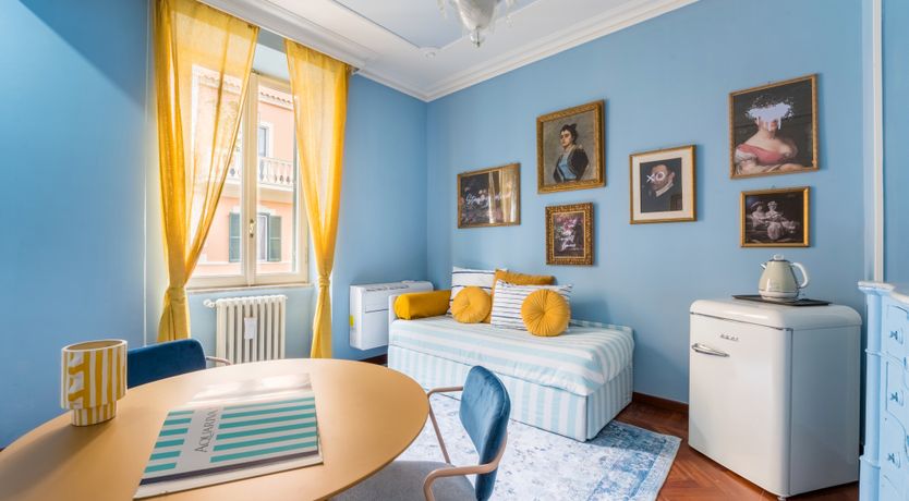 Photo of Roman Romantics