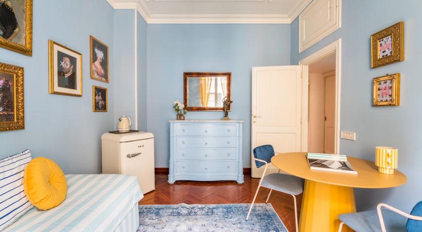 Photo of Roman Romantics