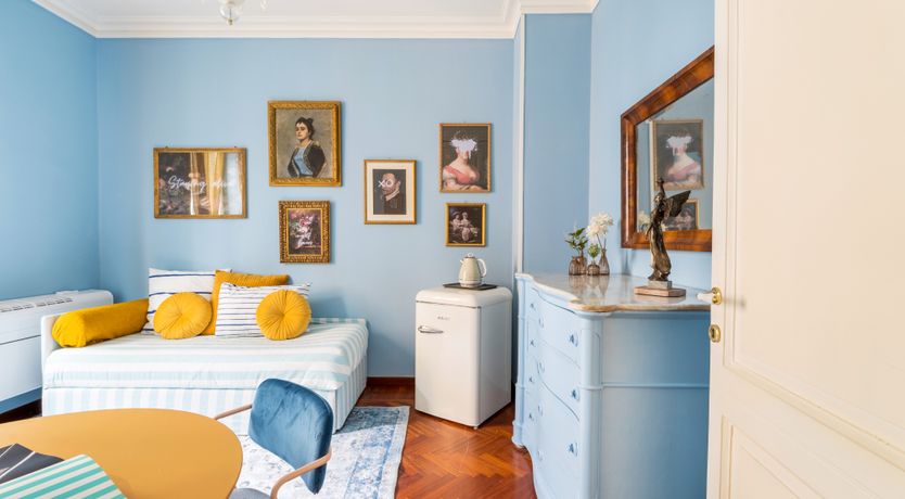 Photo of Roman Romantics