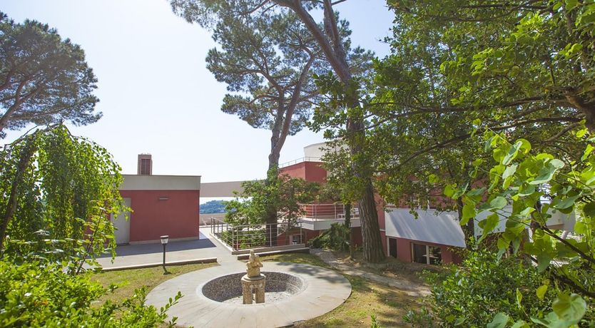 Photo of The Coastal Breeze