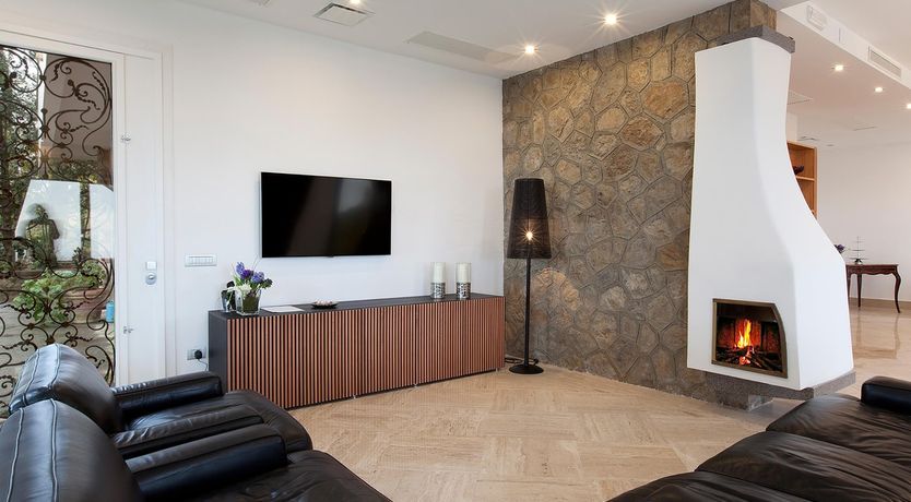 Photo of The Coastal Breeze