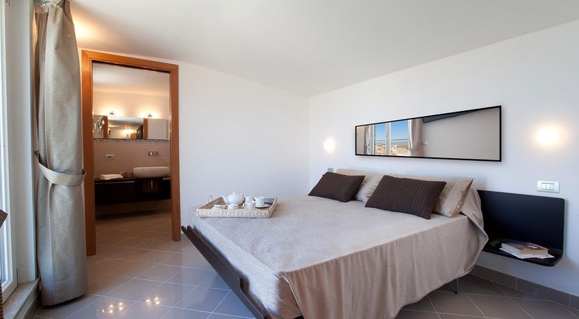 Photo of The Coastal Breeze