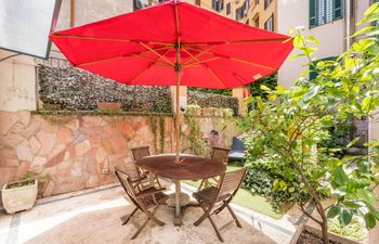 Flaminio Garden Holiday Home
