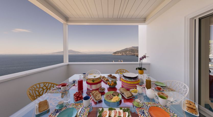 Photo of The Pearl of Sorrento