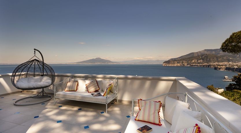 Photo of The Pearl of Sorrento