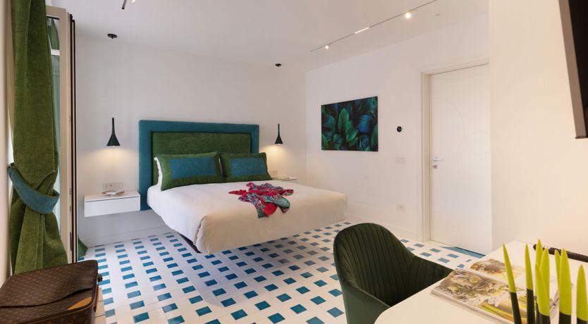 Photo of The Pearl of Sorrento