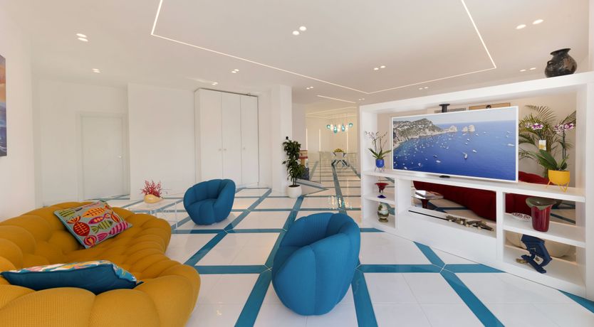 Photo of The Pearl of Sorrento