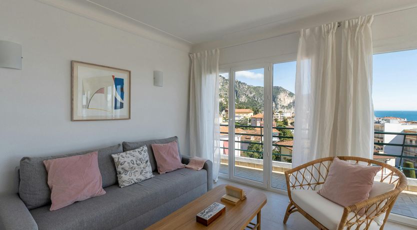 Photo of Beaulieu Blue