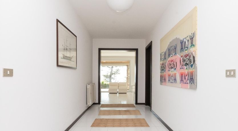 Photo of Opalescent Retreat