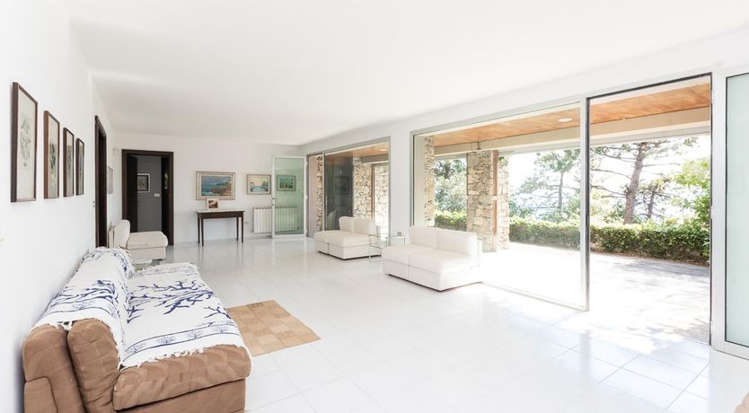 Photo of Opalescent Retreat