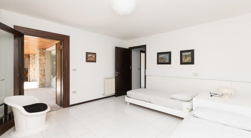 Photo of Opalescent Retreat