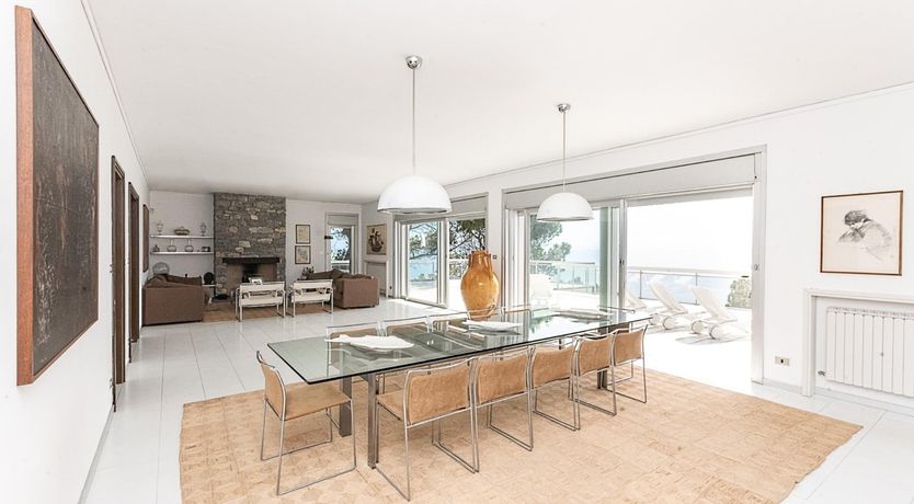 Photo of Opalescent Retreat