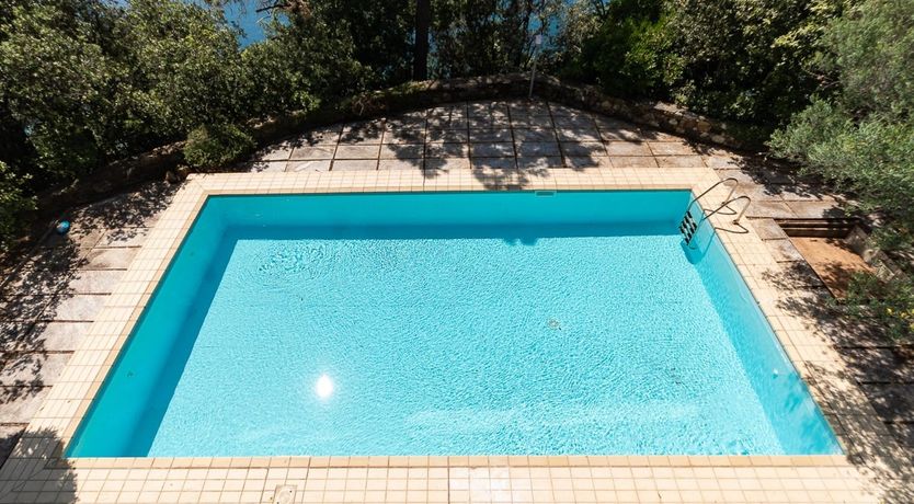 Photo of Opalescent Retreat