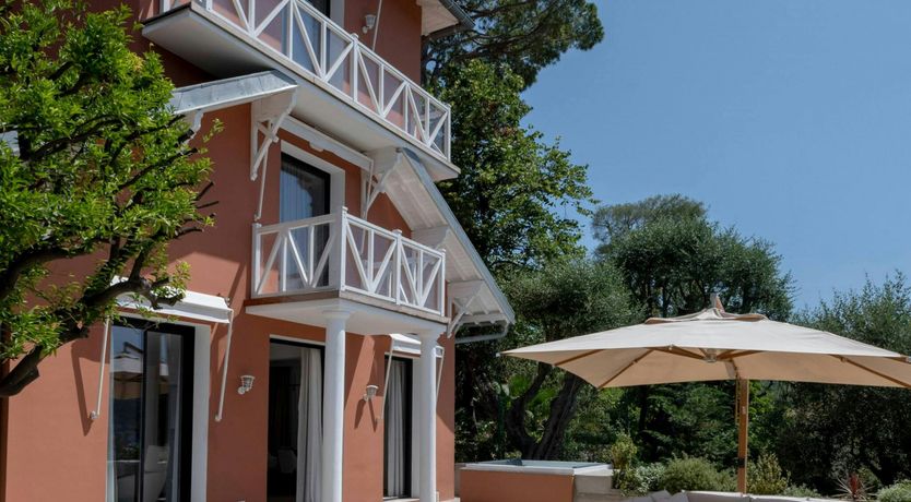 Photo of The Blooming Sea