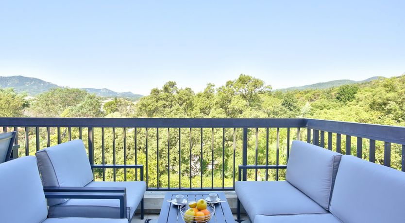 Photo of La Riviera