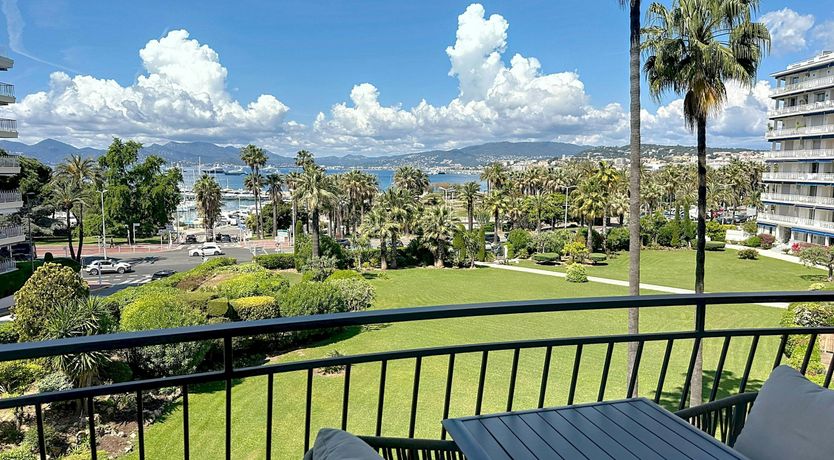 Photo of Riviera Modern