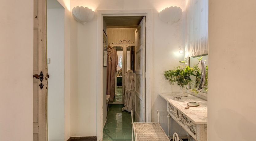 Photo of The Garden of Capri