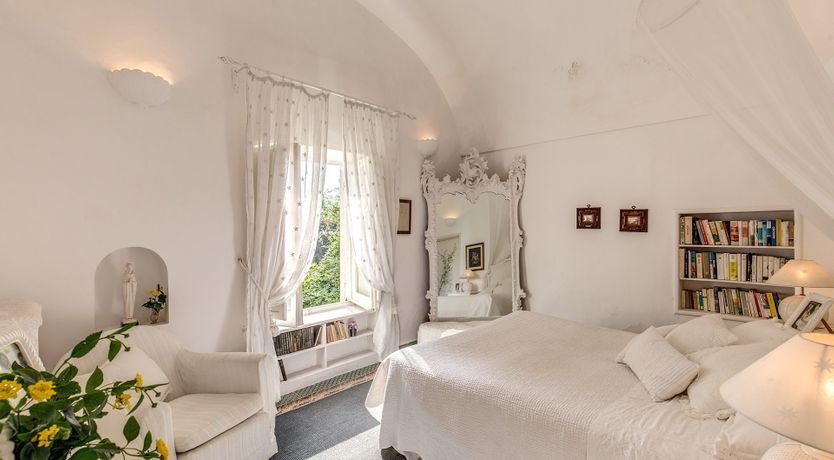 Photo of The Garden of Capri