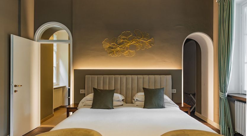 Photo of A Romantic Rendezvous