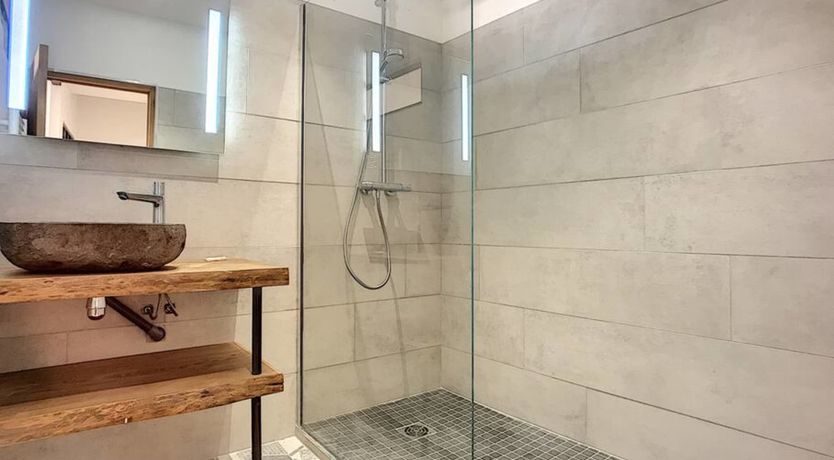 Photo of Ocean's Jewel