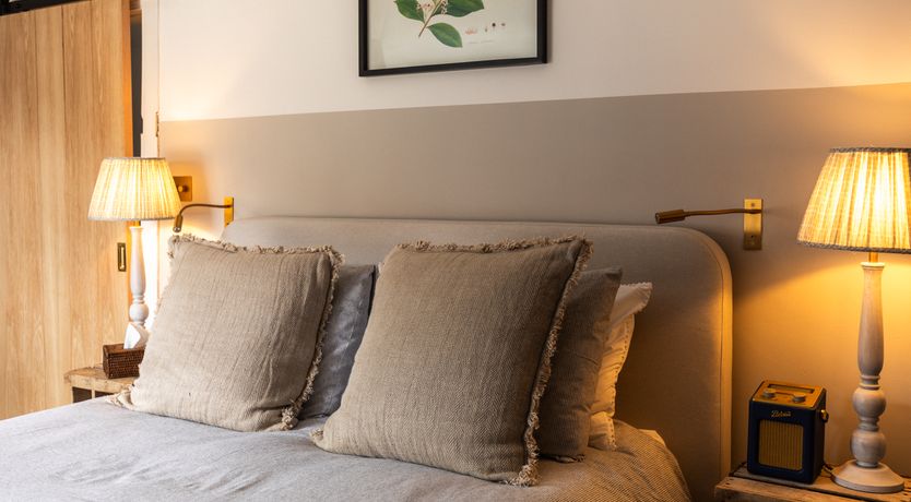 Photo of Georgian Blue