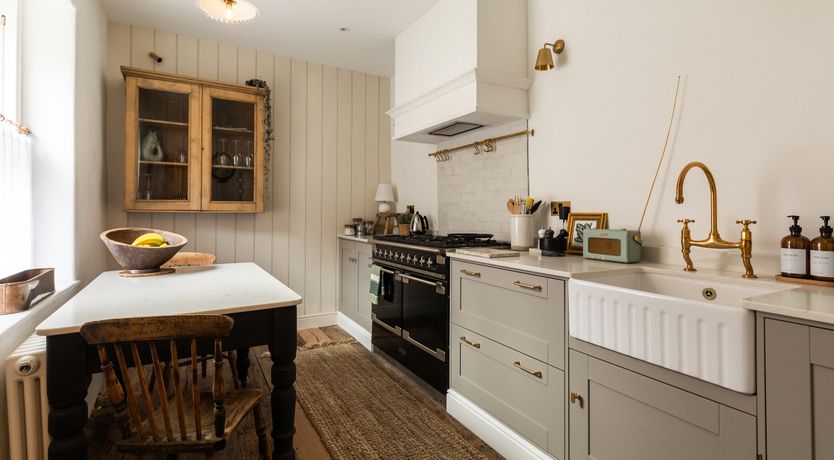 Photo of Georgian Blue