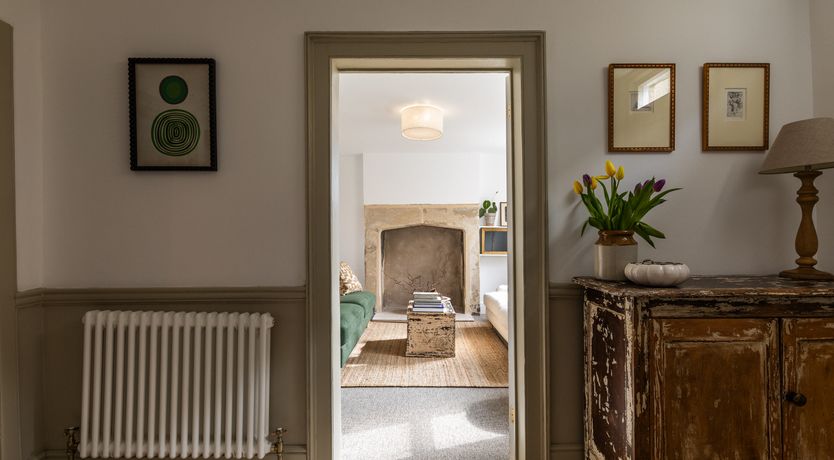 Photo of Georgian Blue