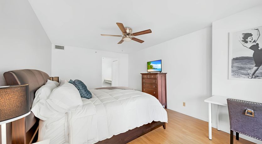 Photo of Ocean Elegance