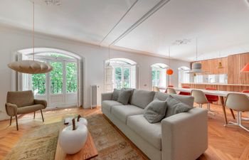 Casa Modern Holiday Home